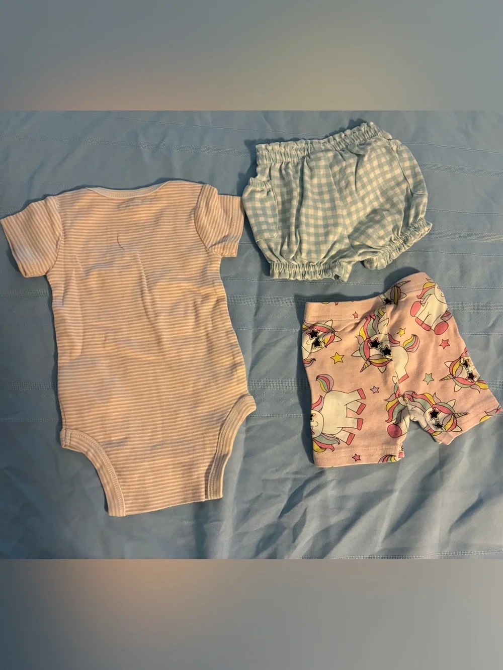 Girl’s Newborn-3M Outfits